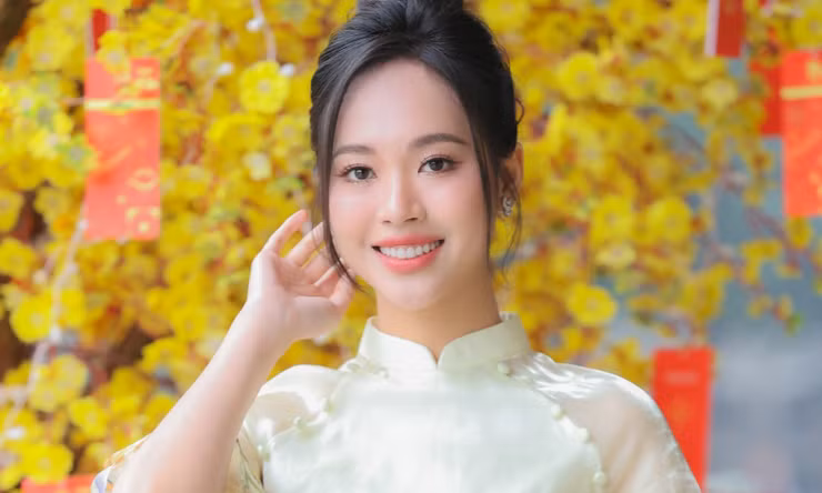 Á hậu Trịnh Thùy Linh: 'Tôi muốn đi thi quốc tế thay vì kết hôn sớm'
