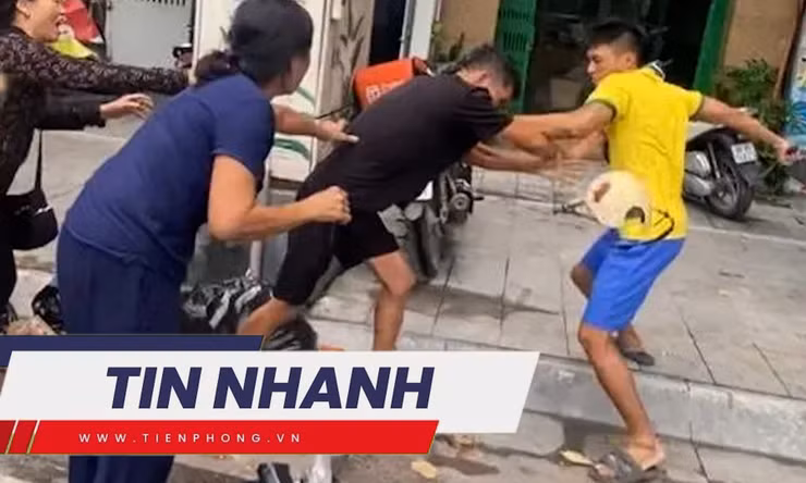 TIN NHANH: Tình hình sức khỏe nhóm người bị hành hung ở Bến xe Giáp Bát