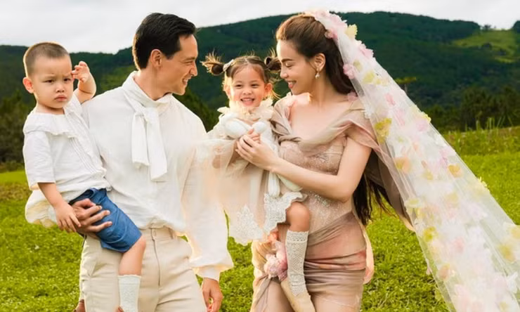Hồ Ngọc Hà chia sẻ lý do không tổ chức đám cưới với Kim Lý