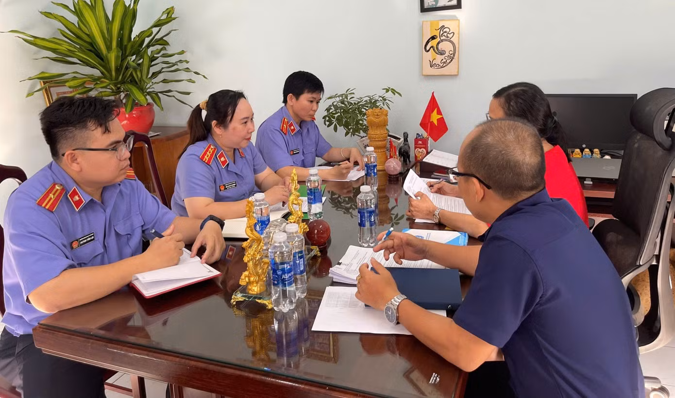 anh-cua-vien.jpg