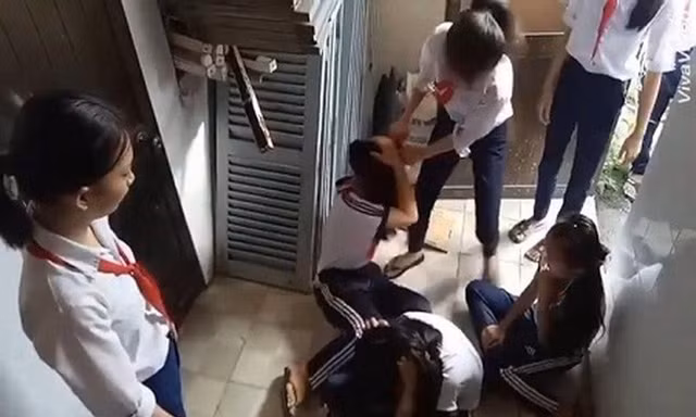 Bật "khiên bảo vệ" bạo lực học đường: Không lặng im và học cách xây đắp tự tin