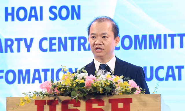 Hội nhập toàn cầu: Việt Nam lấy gì để không bị hòa tan?
