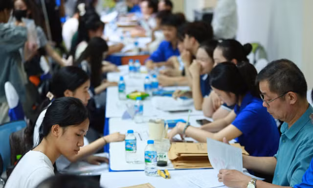 Chấm dứt đào tạo sư phạm ngoài trường sư phạm 