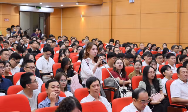 780 tân bác sĩ 'tranh' suất bác sĩ nội trú