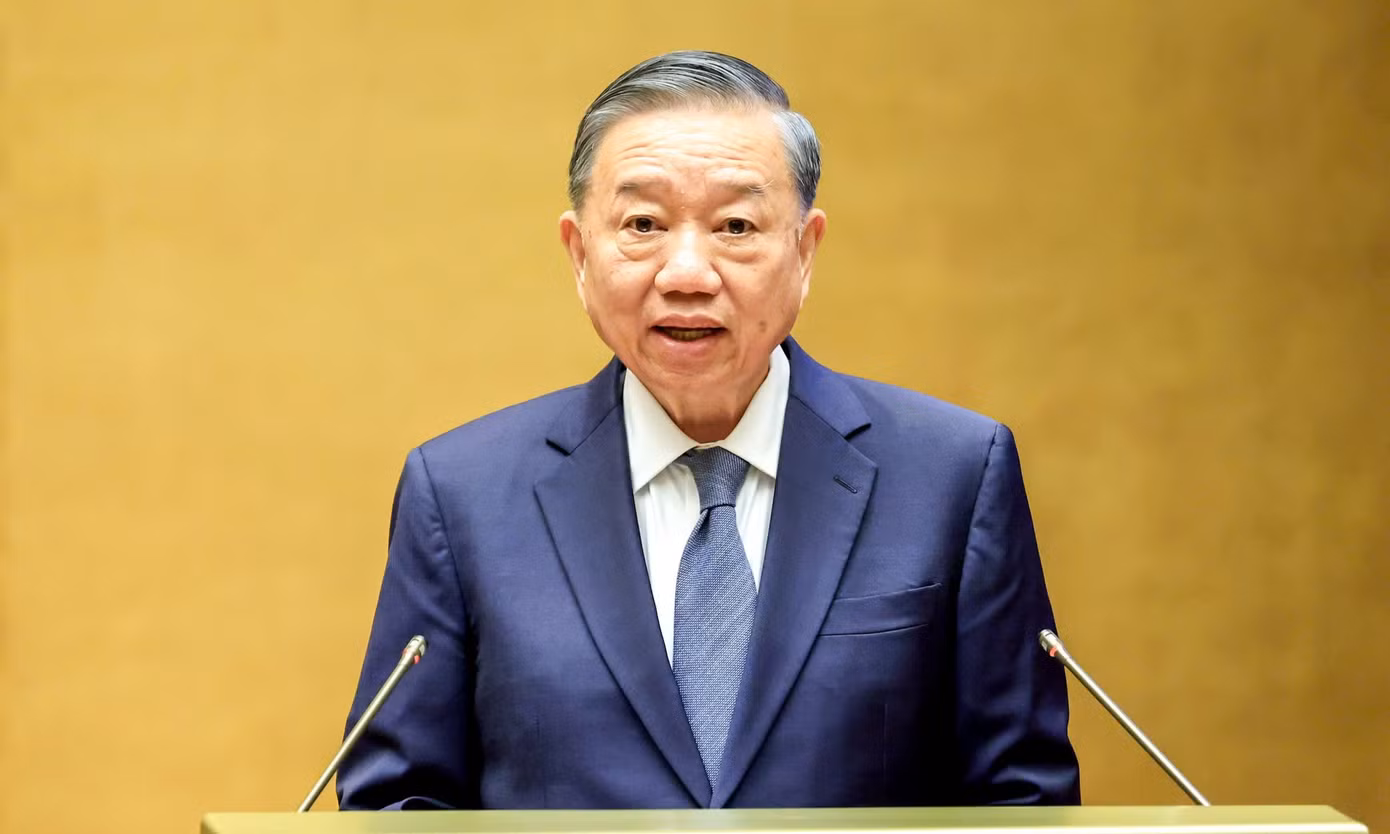 17hoinghichieu1.jpg
