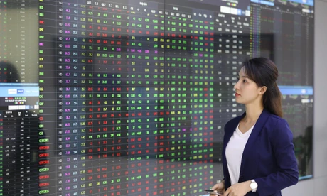 Cổ phiếu ‘anh cả’ ngành ngân hàng lập đỉnh mới