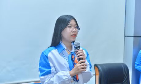 Sinh viên tích cực quảng bá văn hóa Việt tới bạn bè quốc tế