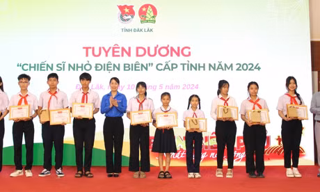 Tuyên dương 30 gương 'Chiến sĩ nhỏ Điện Biên' tiêu biểu của Đắk Lắk