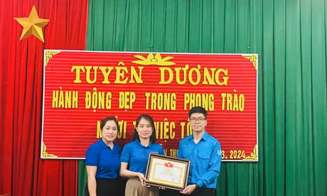 Bỗng dưng được chuyển khoản 500 triệu đồng ngày 8/3