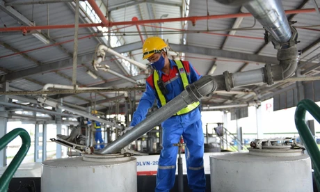 Giảm thuế xăng dầu về 0%: Thêm lực đỡ cho người dân, doanh nghiệp