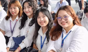 TPHCM: Sinh viên một trường học ở nhà đón Tết Nguyên đán gần 2 tháng
