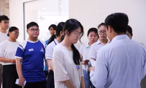 Điểm chuẩn cao chót vót, thủ khoa vẫn có thể trượt đại học Sư phạm TPHCM