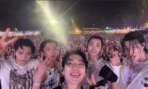 "Nổ rồi", PSY đến Jay Park "dẫn đàn con" LNGSHOT về SVĐ Mỹ Đình với water festival