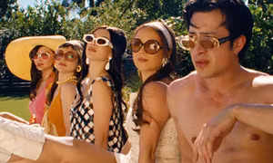 Laufey tung MV "Madwoman" hội tụ dàn sao, Hudson Williams "gây bão visual"