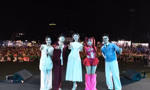 Khó quên Fest Chạm Việt Nam: Đen "khai tiệc" thân thiện, Anh Tú kết màn "cực cháy"