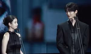 IU - Byeon Woo Seok hi vọng "Perfect Crown" được đề cử Phim truyền hình của năm