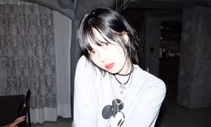 HyunA xin lỗi sau khi ngất xỉu trên sân khấu, netizen mong cô ngừng giảm cân