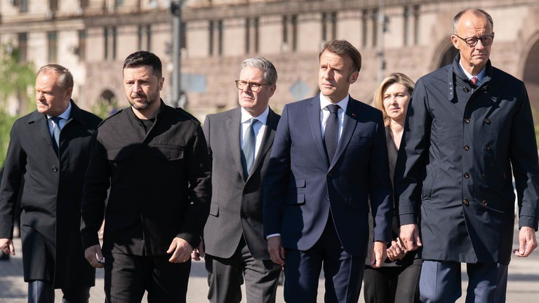 Mỹ bác tin lãnh đạo châu Âu đến Nhà trắng để 'bảo vệ Tổng thống Ukraine' | Báo điện tử Tiền Phong