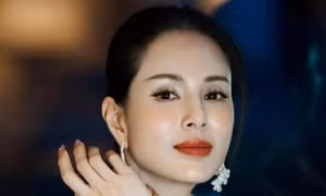 Số tiền nghệ sĩ nhận được khi bán hàng giả