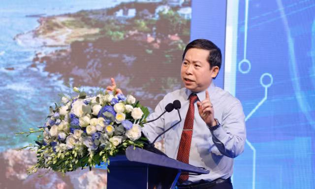 Kiến nghị cần phân quyền và tự chủ mạnh mẽ hơn cho Khánh Hòa