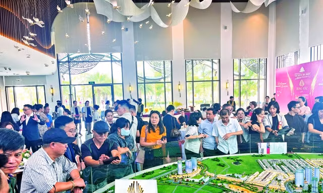 Đánh thuế chuyển nhượng trên lãi bất động sản: Nơi ủng hộ, nơi lo ngại 