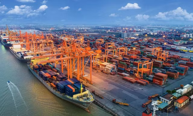 Lộ diện những 'đầu tàu' kinh tế mới 