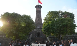 Khám phá không gian bên trong Cột cờ Hà Nội