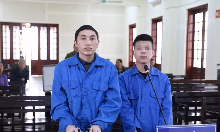 Từ lời rủ rê 'đi làm kiếm tiền', cậu bé 15 tuổi thành bị cáo trong vụ án hơn 6kg ma túy