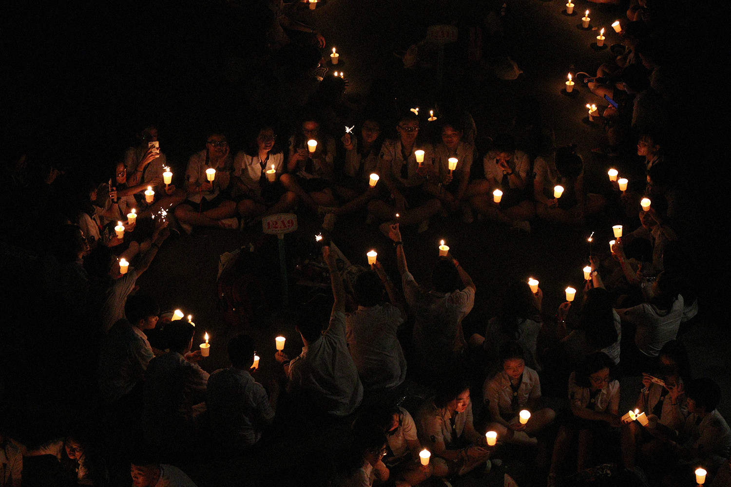 Ngôi trường trong mơ: THPT Nguyễn Thị Minh Khai - Ai rồi cũng sẽ nhớ thương! ảnh 7