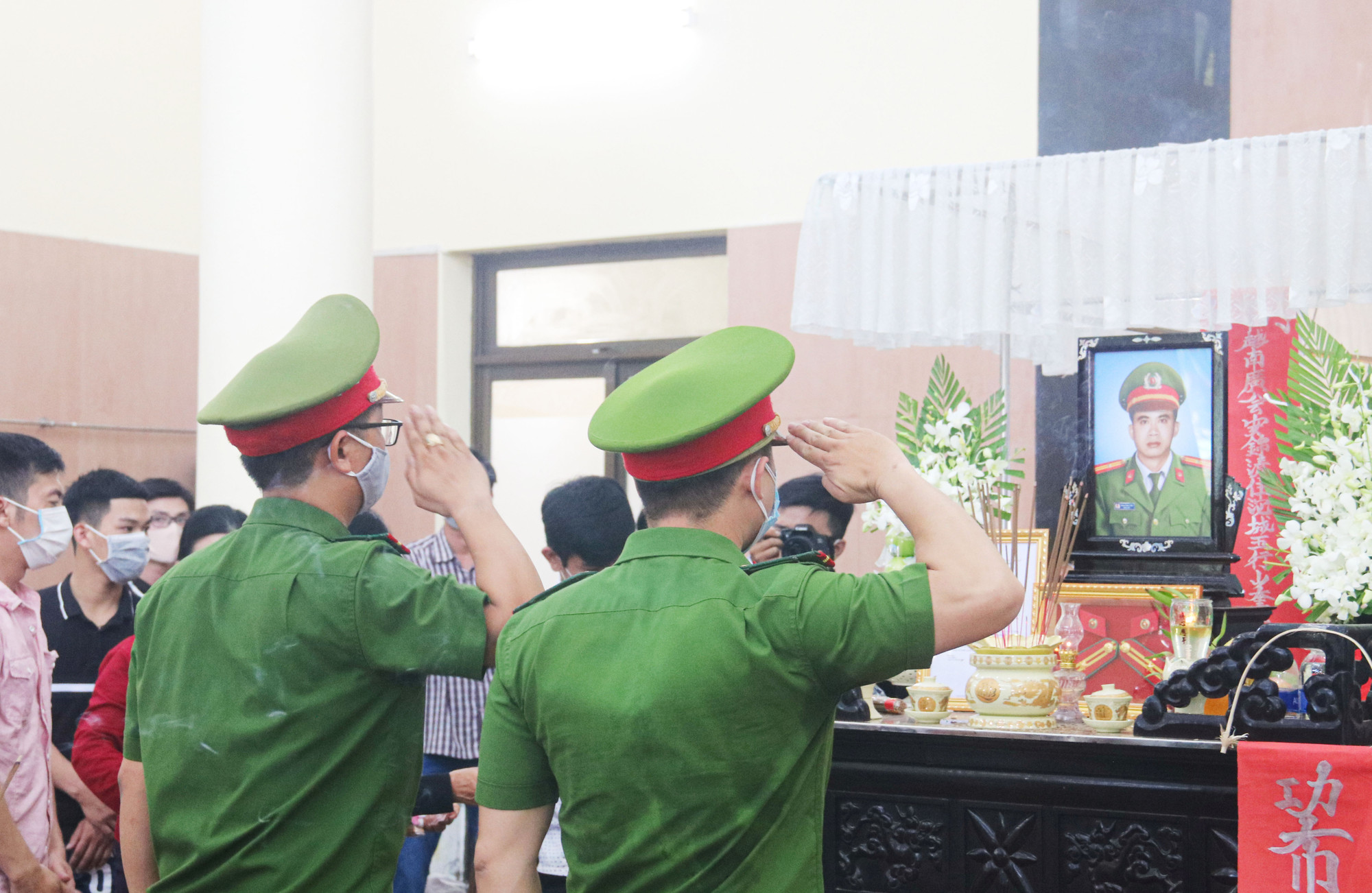 Hai chiến sĩ công an hy sinh: Nỗi đau còn mãi ảnh 5