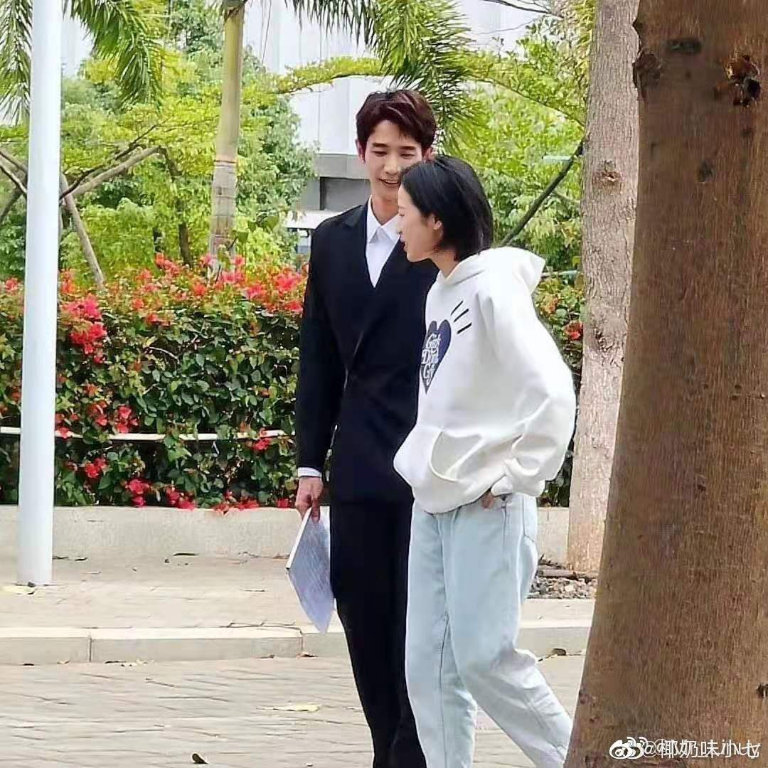 Vừa khai máy “Mãi Mãi Là Bao Xa” đã lộ tạo hình, nữ chính Châu Vũ Đồng bị chê quá “dừ” ảnh 8