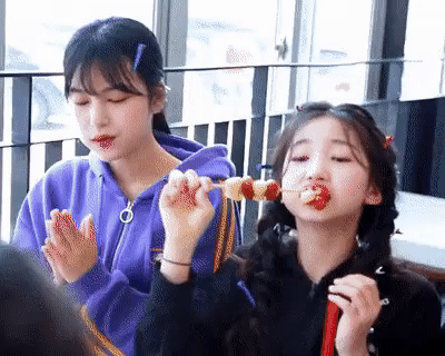 Xuất hiện tân binh K-Pop trẻ con đến mức khiến fan tưởng nhi đồng đi lạc ảnh 4