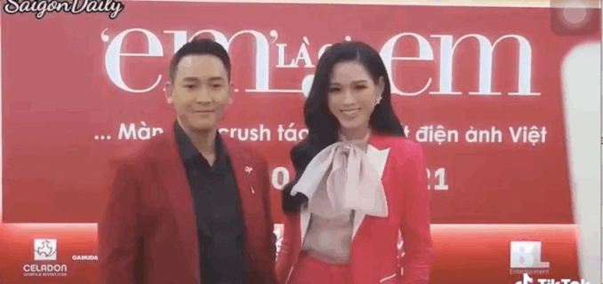 Đỗ Thị Hà được khen hành xử tinh tế trong tình huống này Đăng quang chưa lâu, Hoa hậu Đỗ Thị Hà đã chứng tỏ EQ cao, hành xử cực khéo léo ảnh 3