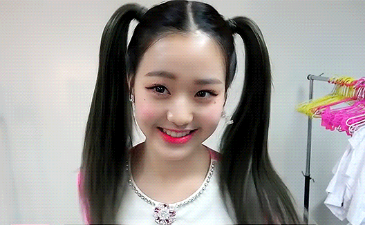 Đã tìm ra kiểu tóc kén chọn đến mức không phải nữ idol K-Pop nào cũng dám thử ảnh 3