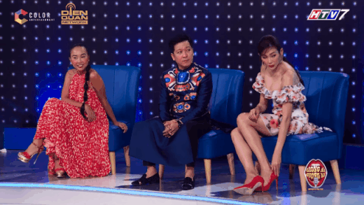 Liên tục chịu bất tiện vì váy ngắn nhưng do đâu sao Việt chưa dùng chiếc chăn thần thánh? ảnh 5