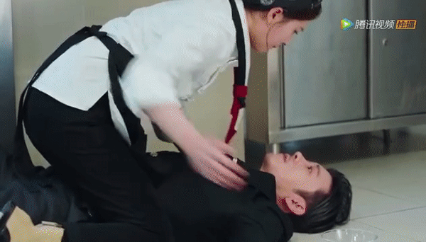 Chỉ vì một tình tiết vô lý này, phim mới của Triệu Lộ Tư bị chê “ngớ ngẩn vô địch” ảnh 2