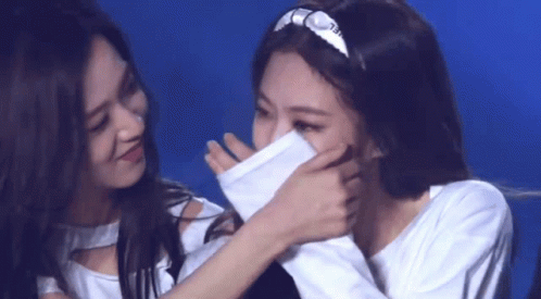 Đi tìm nguyên nhân khiến Jisoo phá lệ, bật khóc trước mặt người khác đúng một lần duy nhất ảnh 3