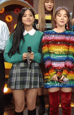 "Đại chiến visual" của Irene và Jisoo: Netizen không biết chọn ngọt ngào hay sang chảnh ảnh 3