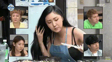 Hwasa MAMAMOO đúng là “thánh sold-out”: Biến quán lề đường thành chuỗi nhà hàng nổi tiếng ảnh 2