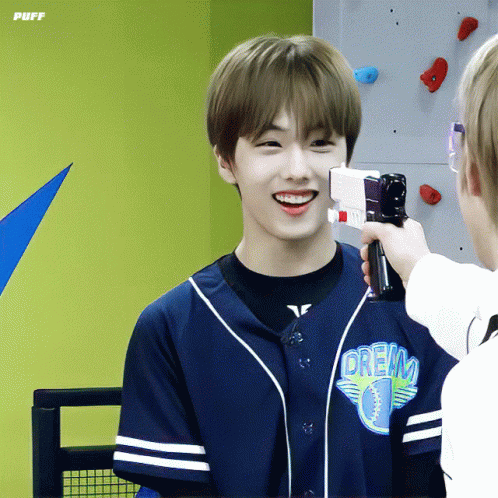 “Nụ cười hình trái tim” là thế nào mà các idol này được người Hàn khen hết lời? ảnh 2