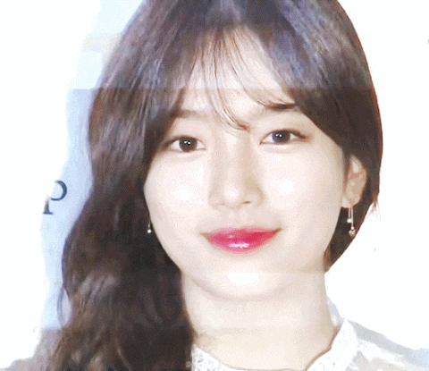 Cùng đối mặt với đèn flash mà sao Hàn và Trung có phản ứng hoàn toàn trái ngược ảnh 7