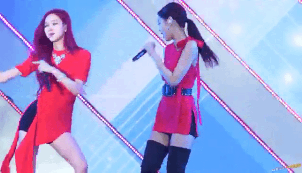 Có đúng Jennie (BLACKPINK) lười nhảy, thiếu chuyên nghiệp? Hãy nghe thám tử mạng lên tiếng ảnh 1