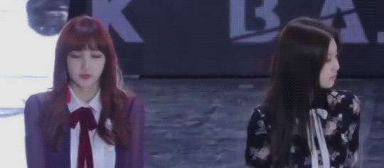 Nhìn lạnh lùng sang chảnh vậy thôi chứ Jennie chính là thánh nhút nhát của BLACKPINK ảnh 10