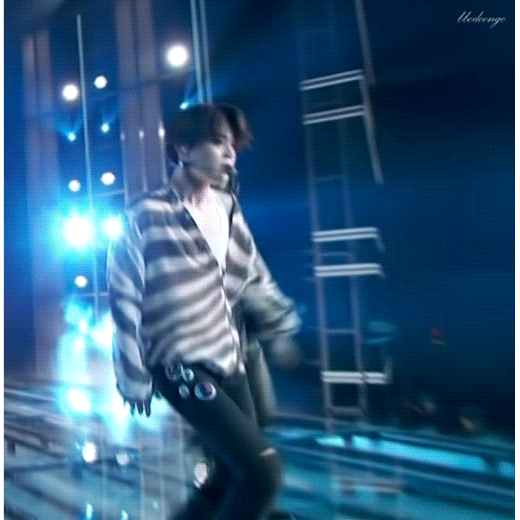 Đầu gối của idol K-Pop có bí quyết gì mà chịu được những động tác vũ đạo này? ảnh 8