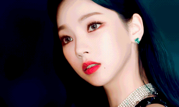 Karina (aespa) hẳn vui không nổi nếu biết lý do netizen gọi mình là "Irene phiên bản 2.0" ảnh 2