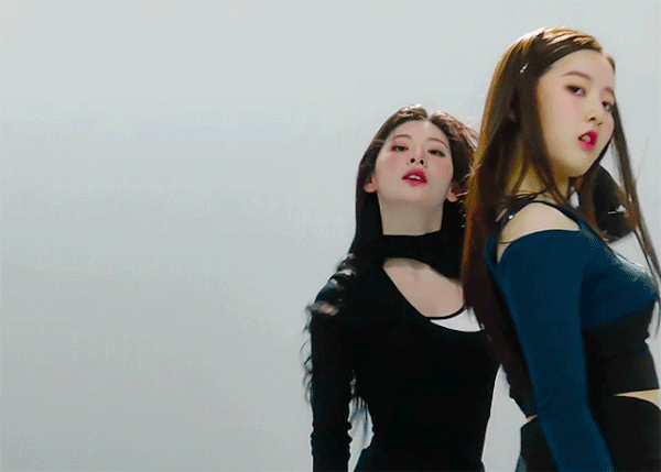 Ngắm loạt ảnh “tình đầu thơ ngây” của tân binh này để biết vì sao dân tình xao xuyến ảnh 9