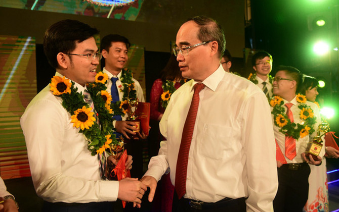 Trao Giải thưởng Quả cầu vàng cho 10 tài năng trẻ khoa học công nghệ