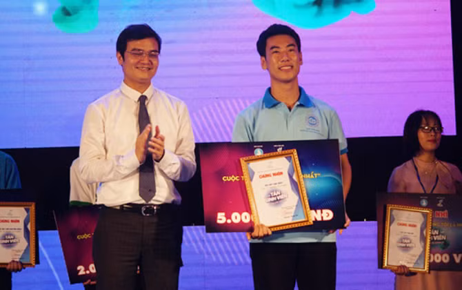 Ngày hội Tân sinh viên sôi động dành cho sinh viên khu vực phía Bắc 2019