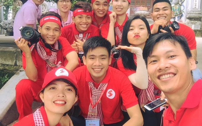 "Mê" làm điều có ích cho xã hội