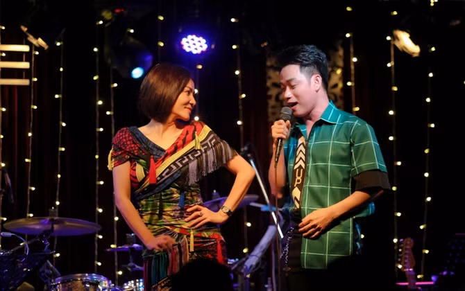 Thu Minh gọi Trúc Nhân là "niềm tự hào to lớn", lần đầu hát nhạc Bolero trong đêm nhạc riêng